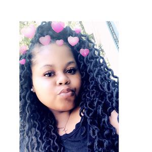 Meet your Posher, Rickenya